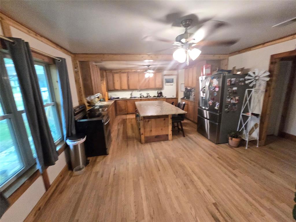 406 N Goliad Property Photo 5