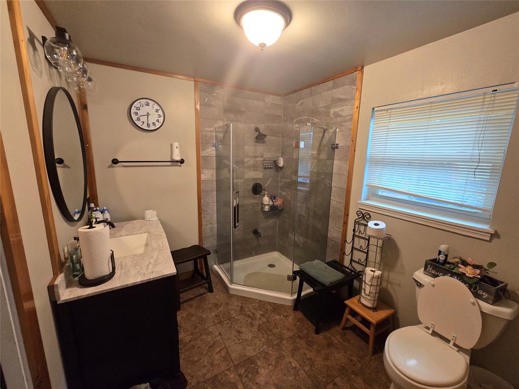406 N Goliad Property Photo 11