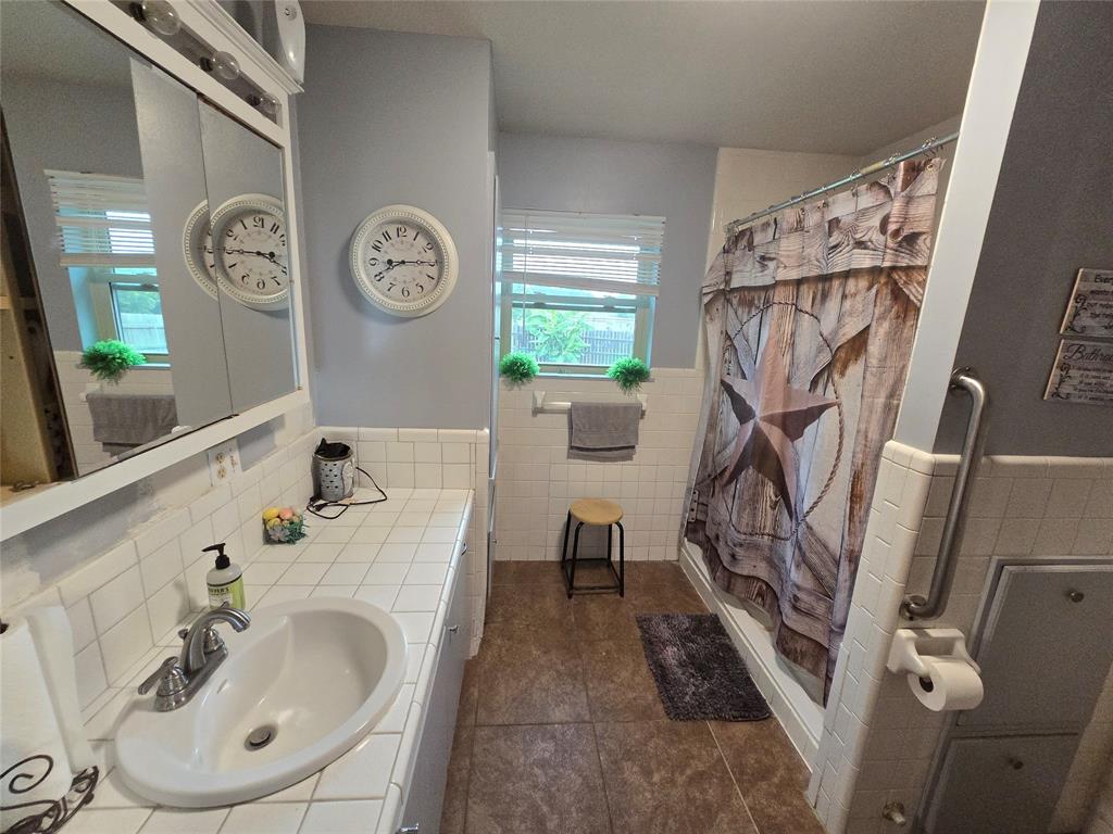 406 N Goliad Property Photo 17