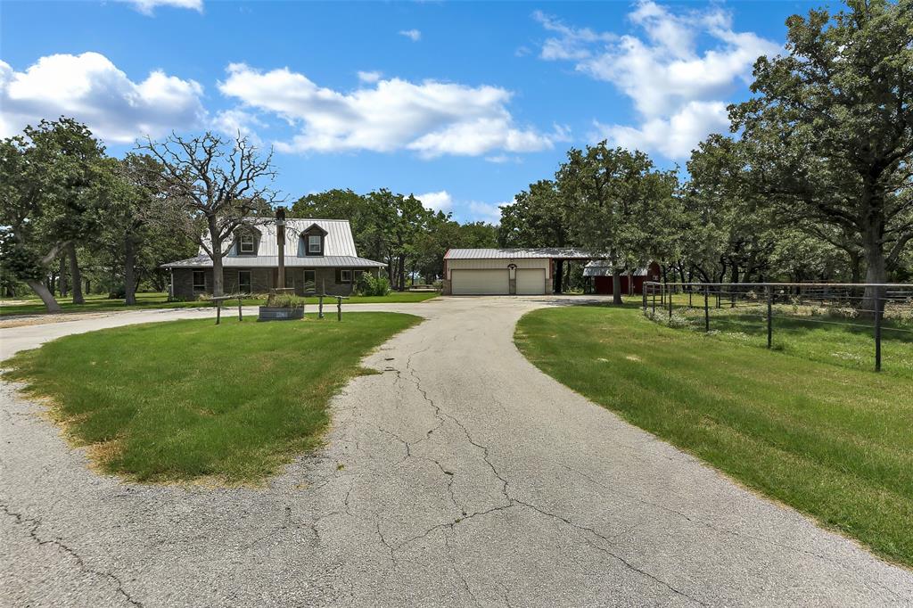 3911 N Highway 281 Property Photo 1