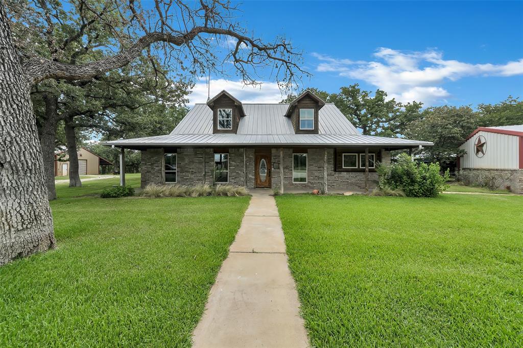 3911 N Highway 281 Property Photo 3