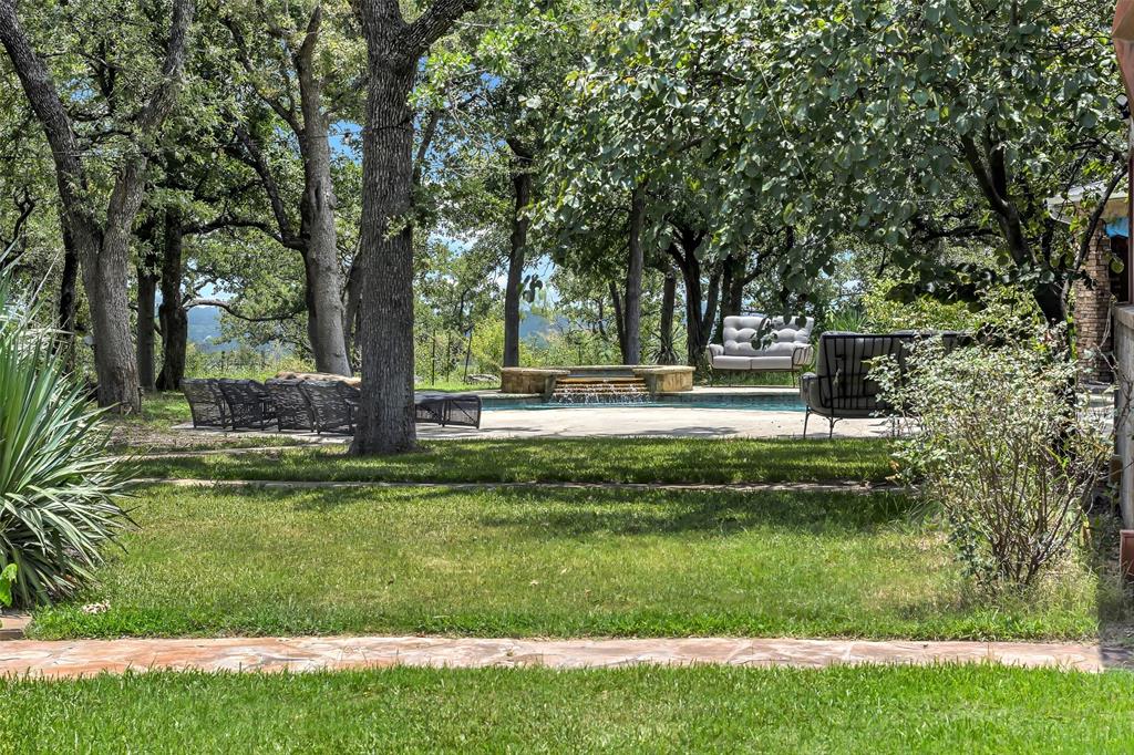 3911 N Highway 281 Property Photo 19