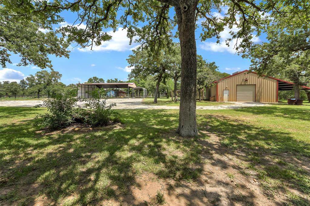 3911 N Highway 281 Property Photo 21
