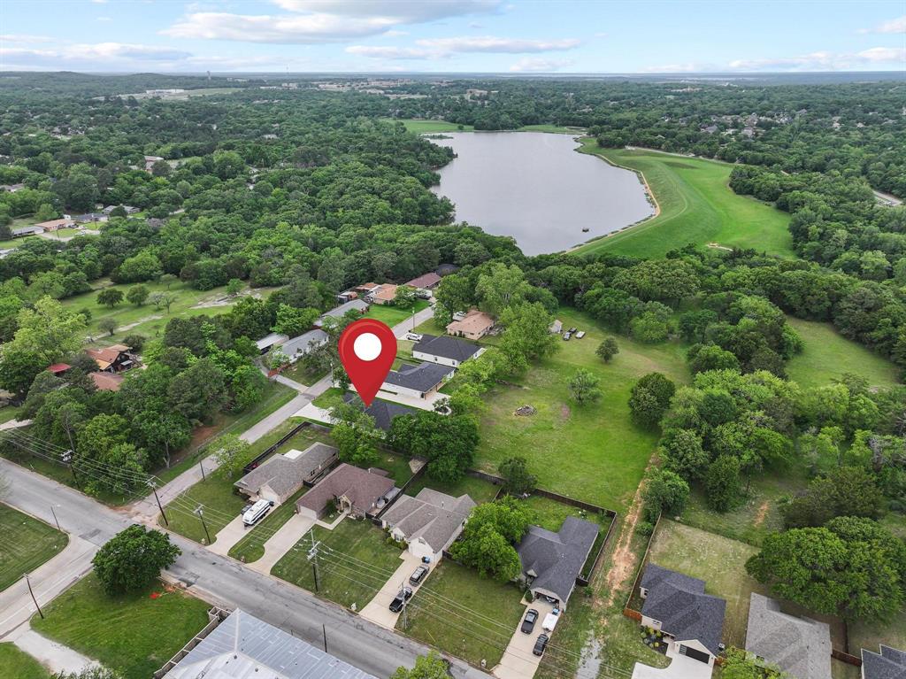1838 S Park Avenue Property Photo 4