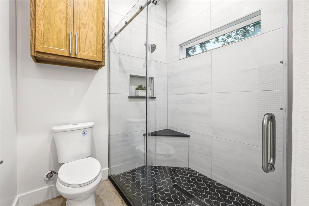 1838 S Park Avenue Property Photo 18