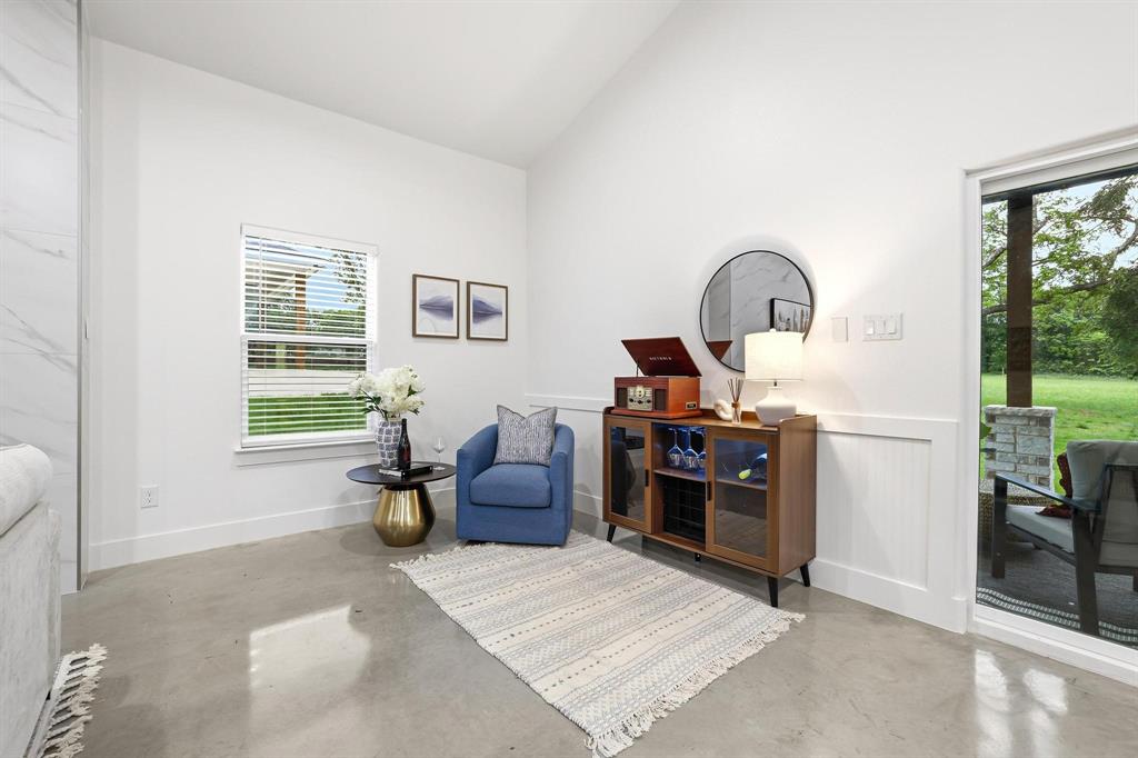 1838 S Park Avenue Property Photo 22