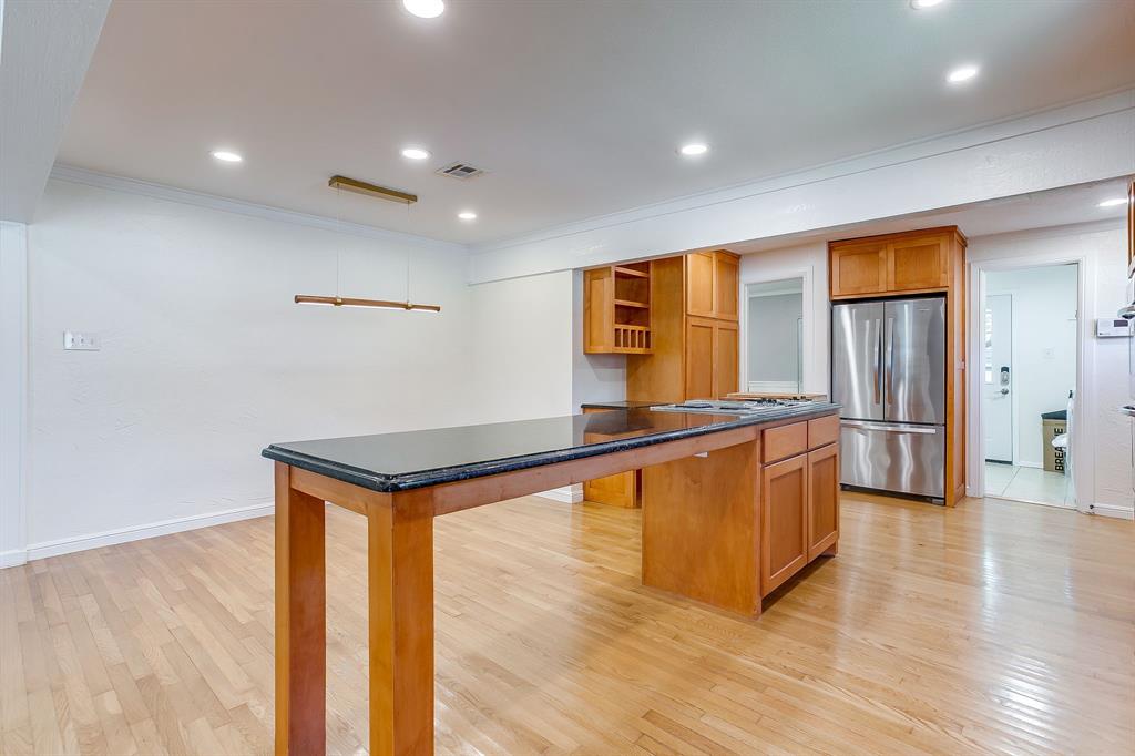 4237 Geddes Avenue Property Photo 18