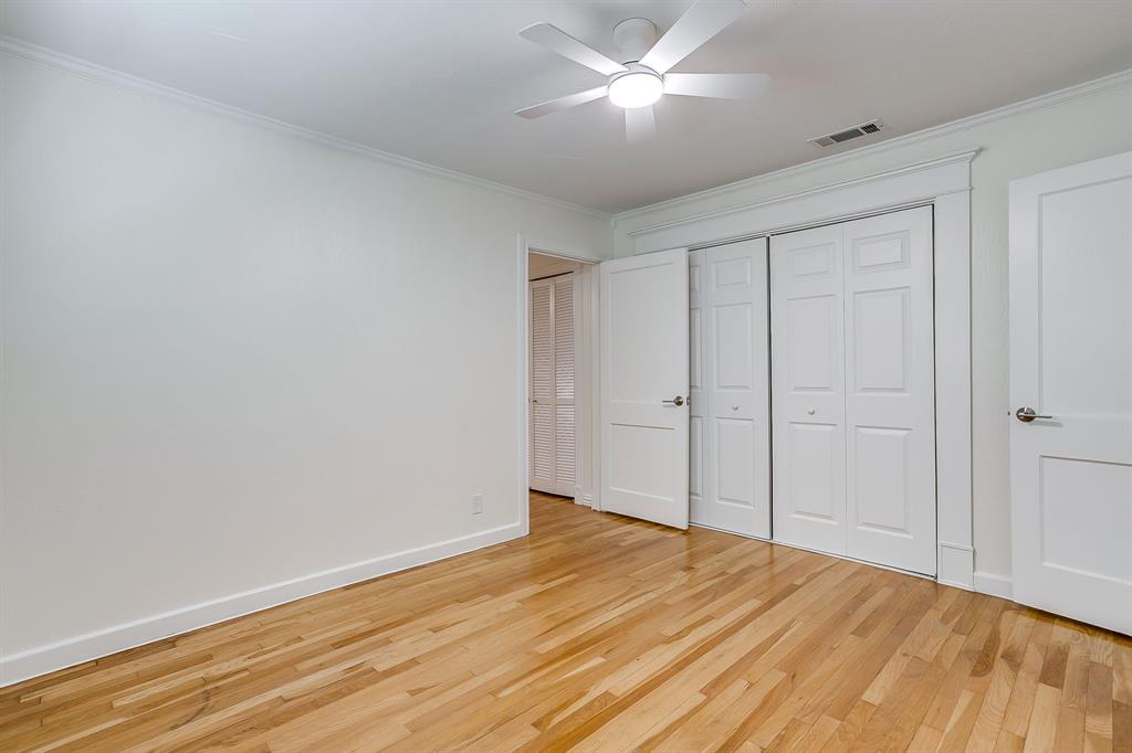 4237 Geddes Avenue Property Photo 27