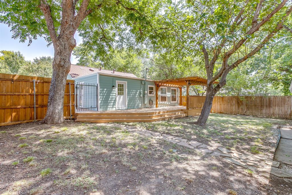 4237 Geddes Avenue Property Photo 34