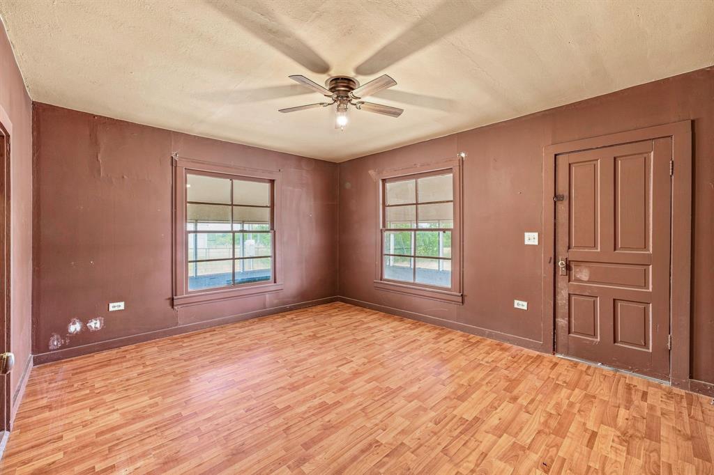 2401 County Road 382 Property Photo 17