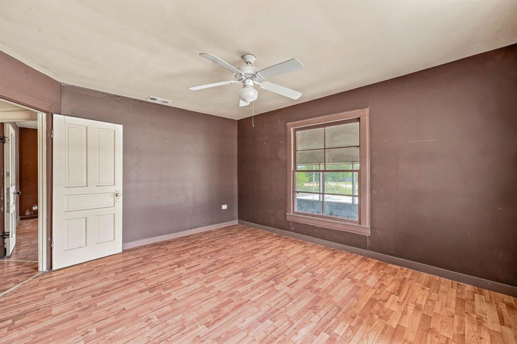 2401 County Road 382 Property Photo 19