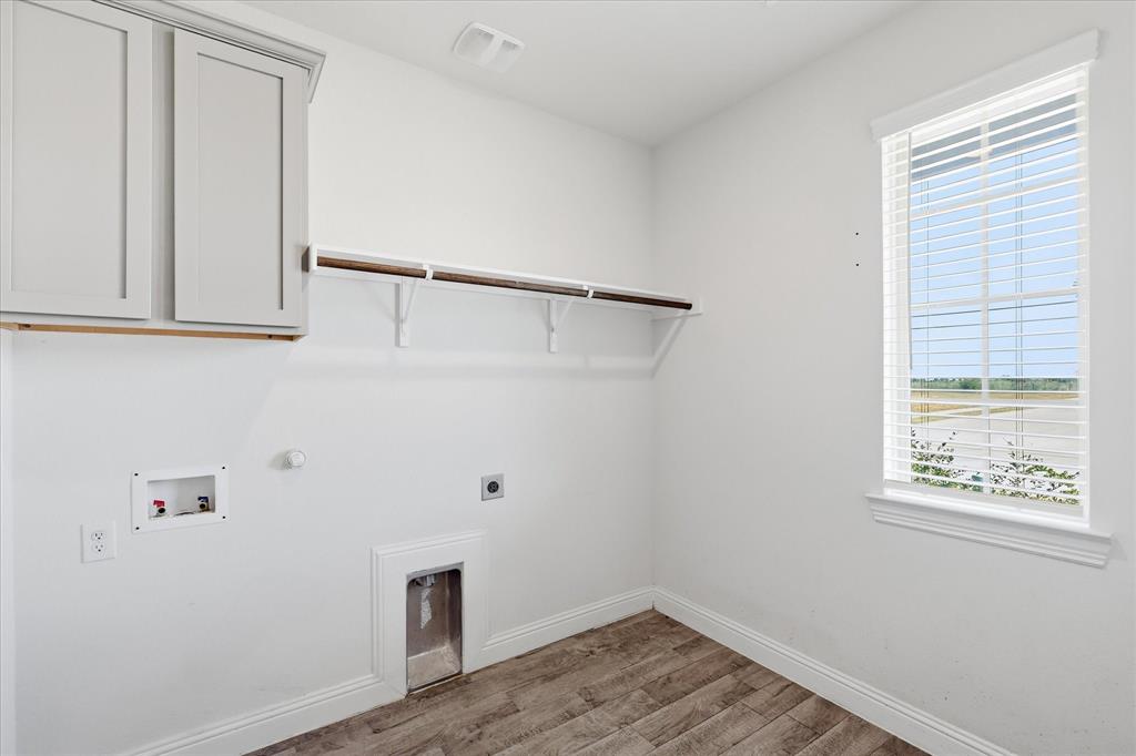 10421 Table Bluff Street Property Photo 16