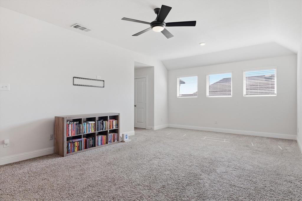 10421 Table Bluff Street Property Photo 23