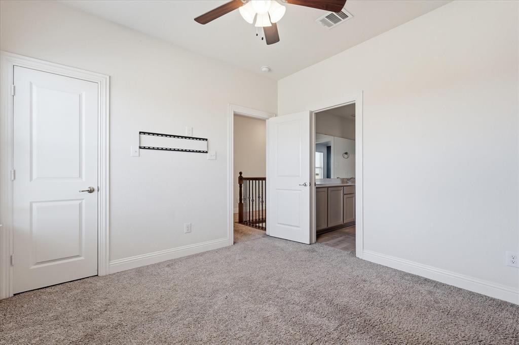 10421 Table Bluff Street Property Photo 31
