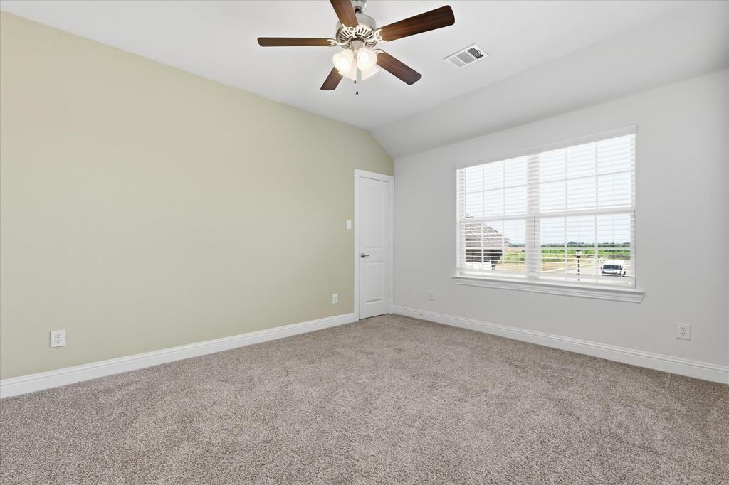 10421 Table Bluff Street Property Photo 32