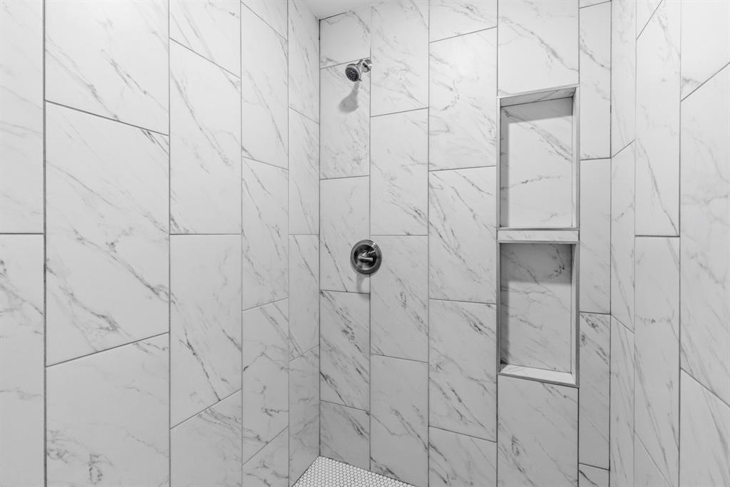 112 Royal Lane Property Photo 21
