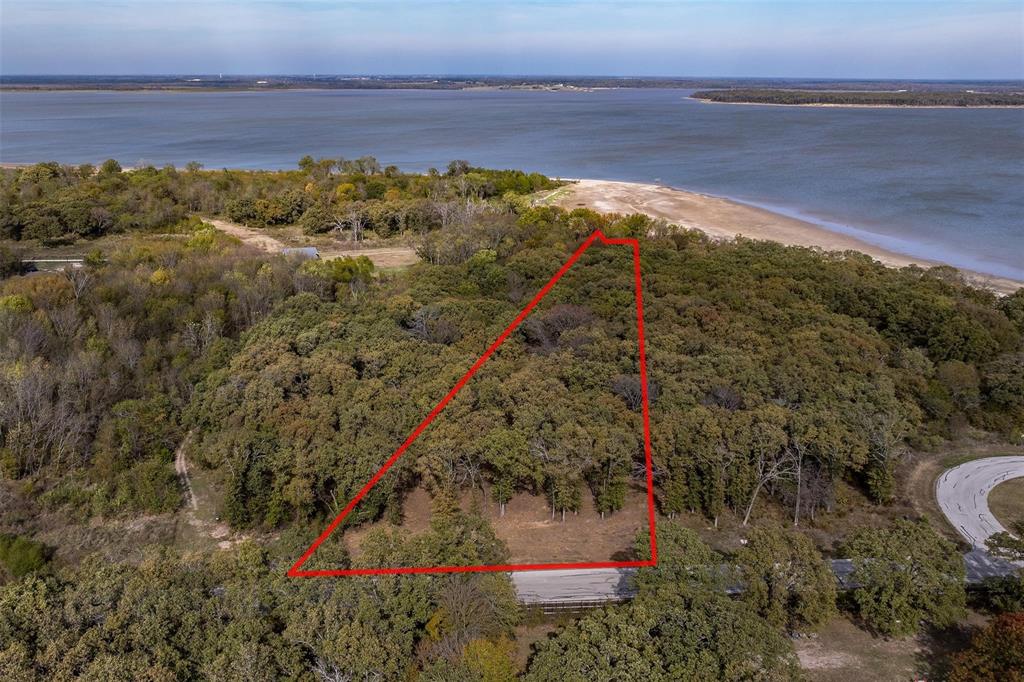 8375 Southern Shore Court Property Photo 2