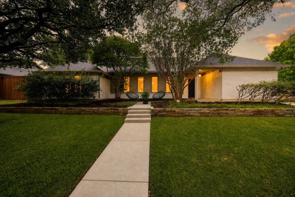 9535 Viewside Drive Property Photo 1