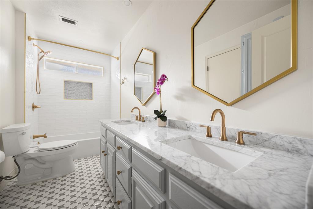 9535 Viewside Drive Property Photo 18