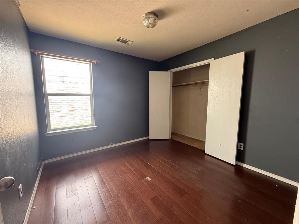 9916 Crystal Valley Way Property Photo 7