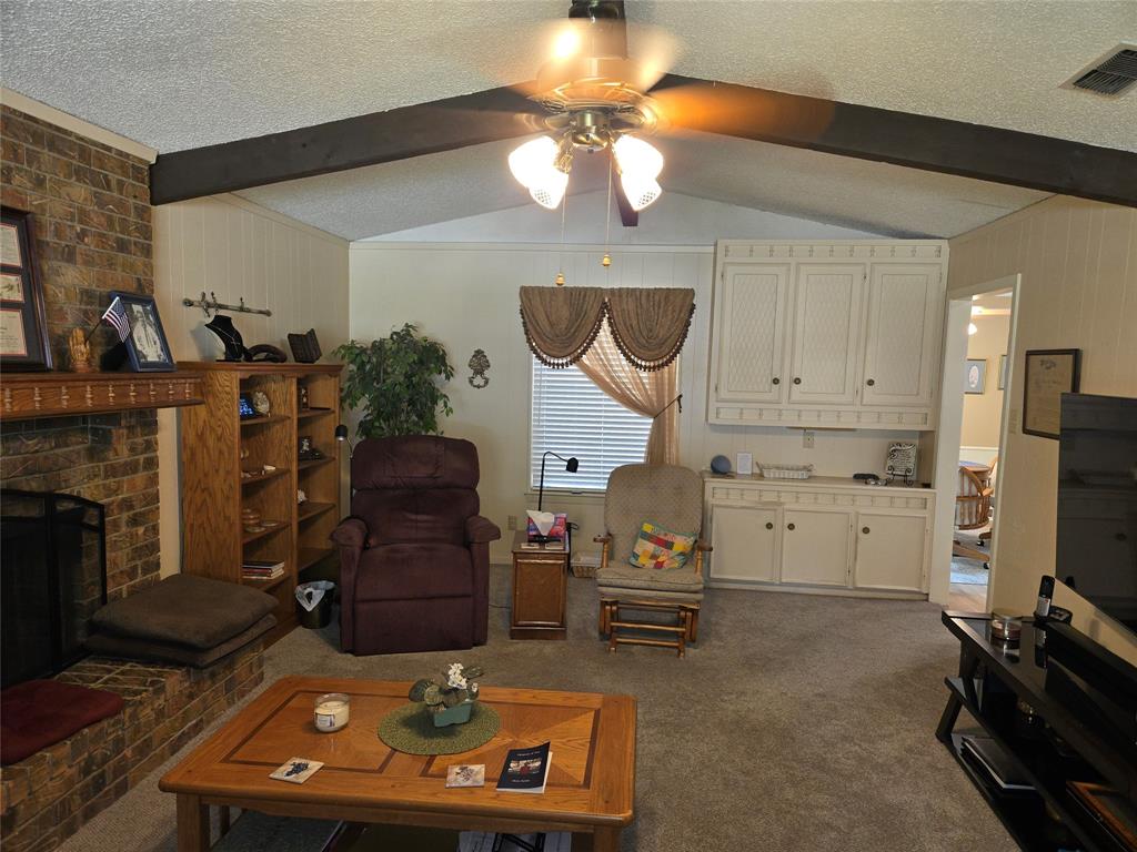 238 Linda Lane Property Photo 5