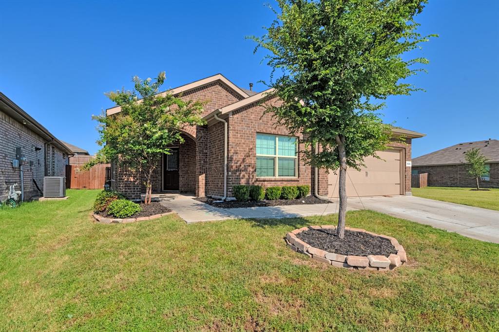 8305 Twisted Pine Way Property Photo 2