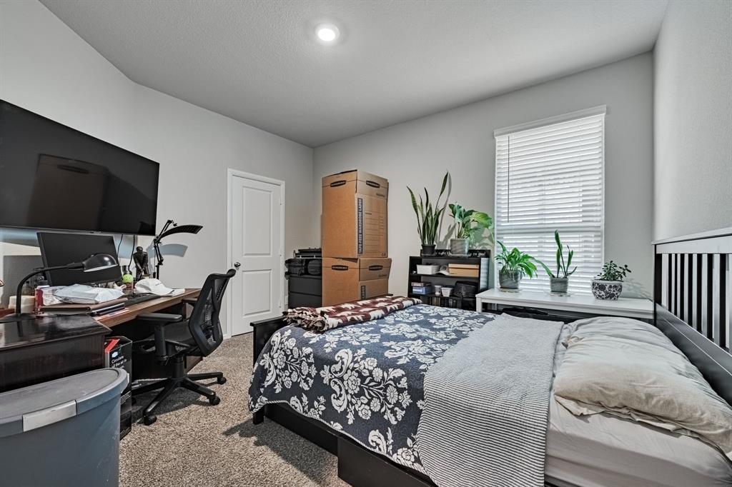 8305 Twisted Pine Way Property Photo 14