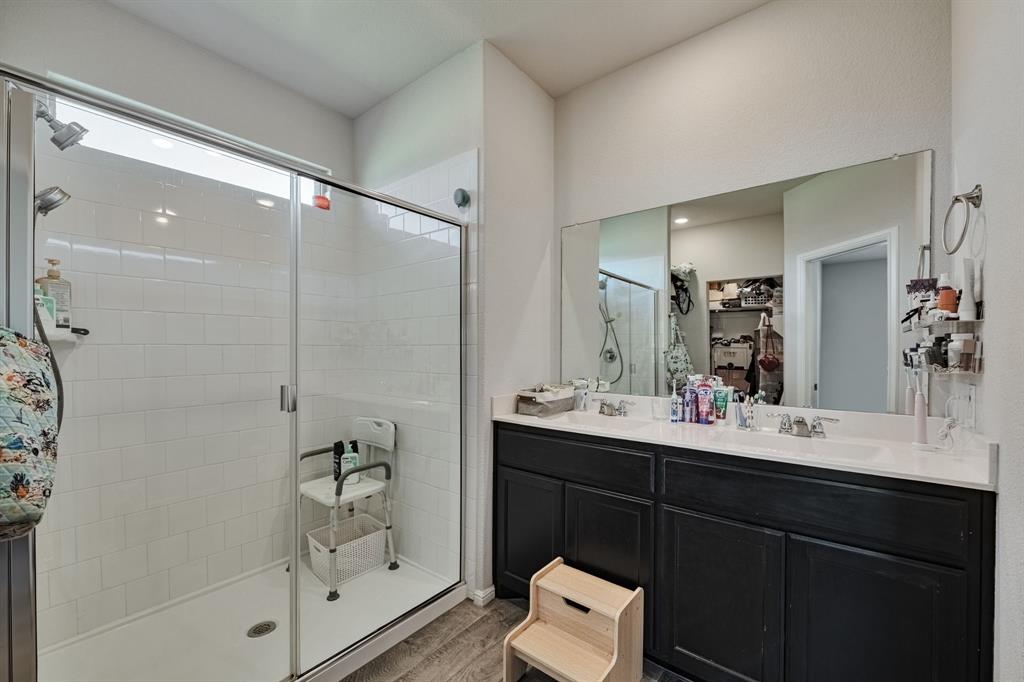 8305 Twisted Pine Way Property Photo 16