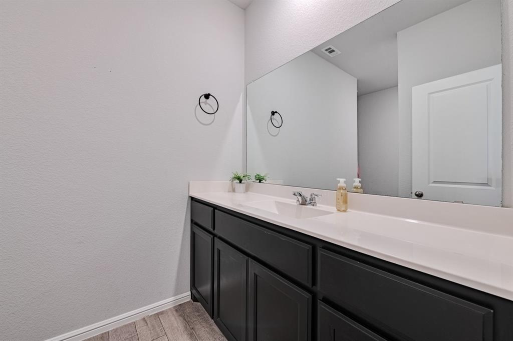 8305 Twisted Pine Way Property Photo 17