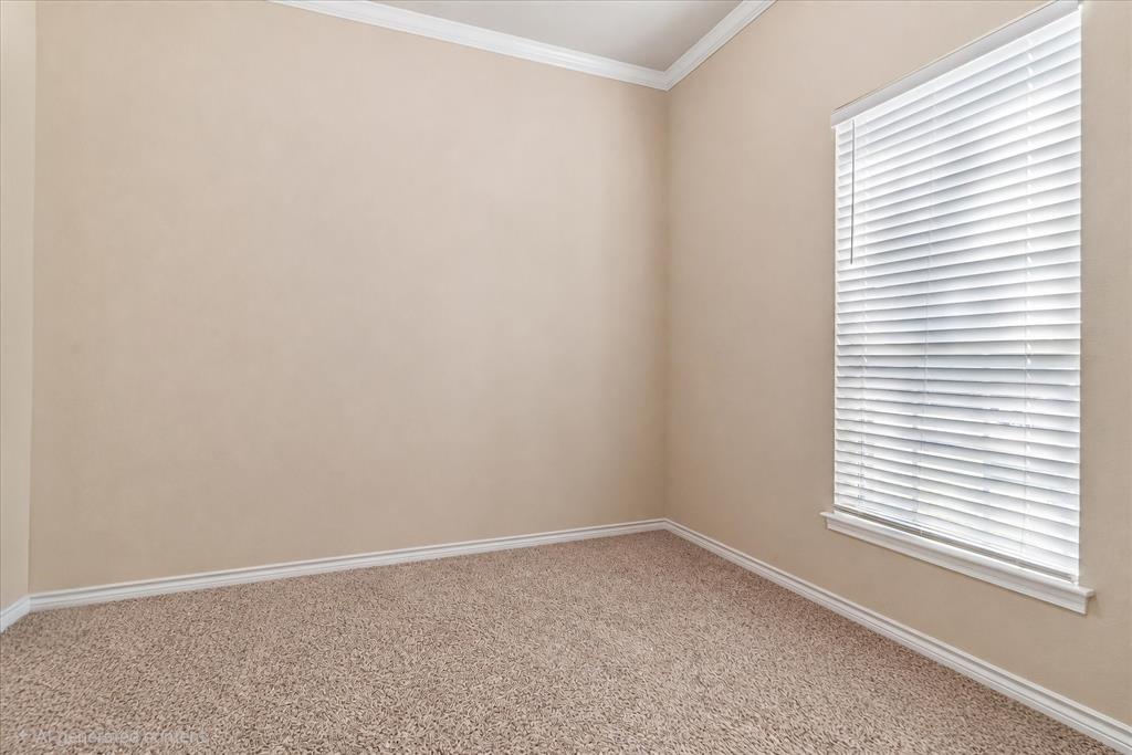 1012 Seclusion Cove Property Photo 4