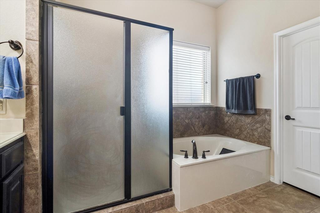 1012 Seclusion Cove Property Photo 15