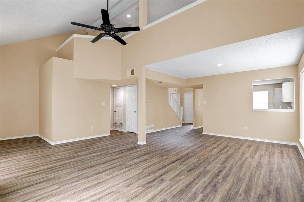 202 Lavender Drive Property Photo 5