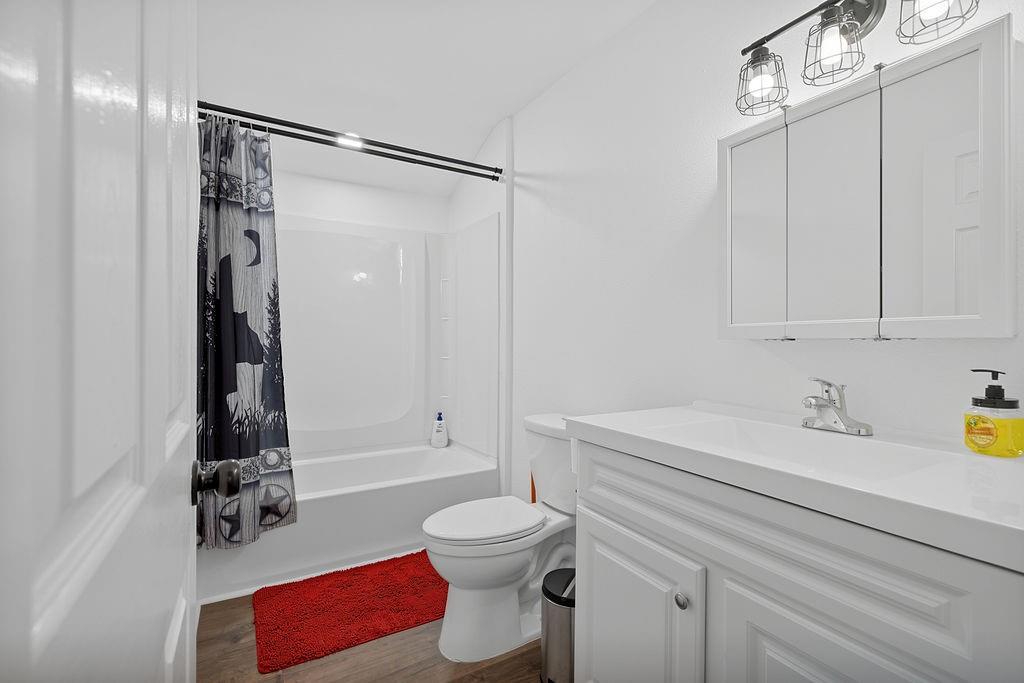 208 Southshore Drive Property Photo 26
