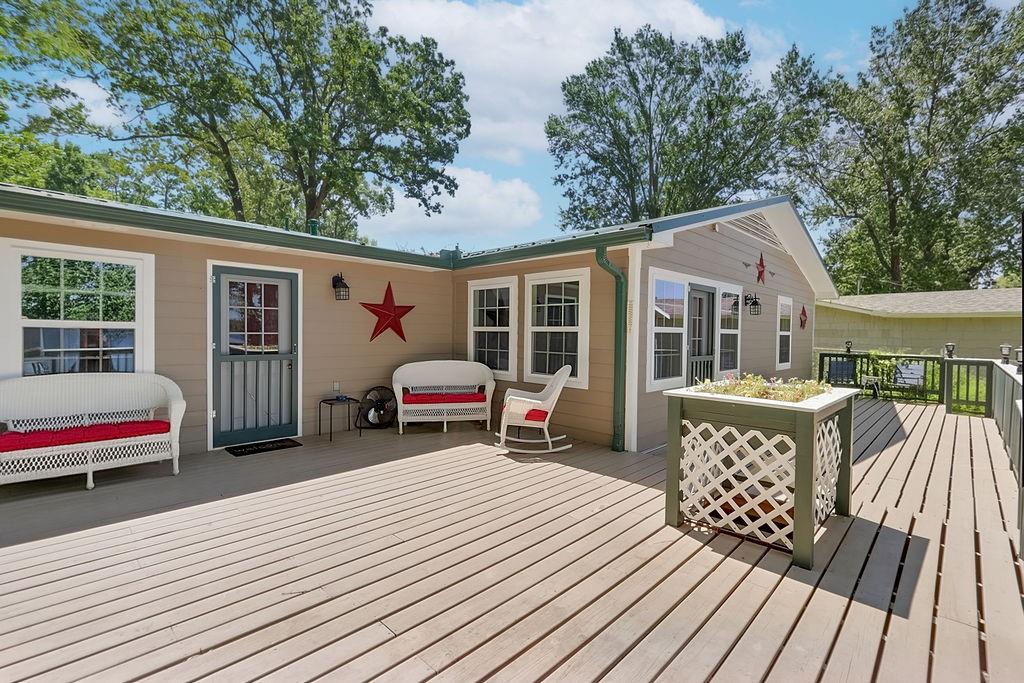 208 Southshore Drive Property Photo 31