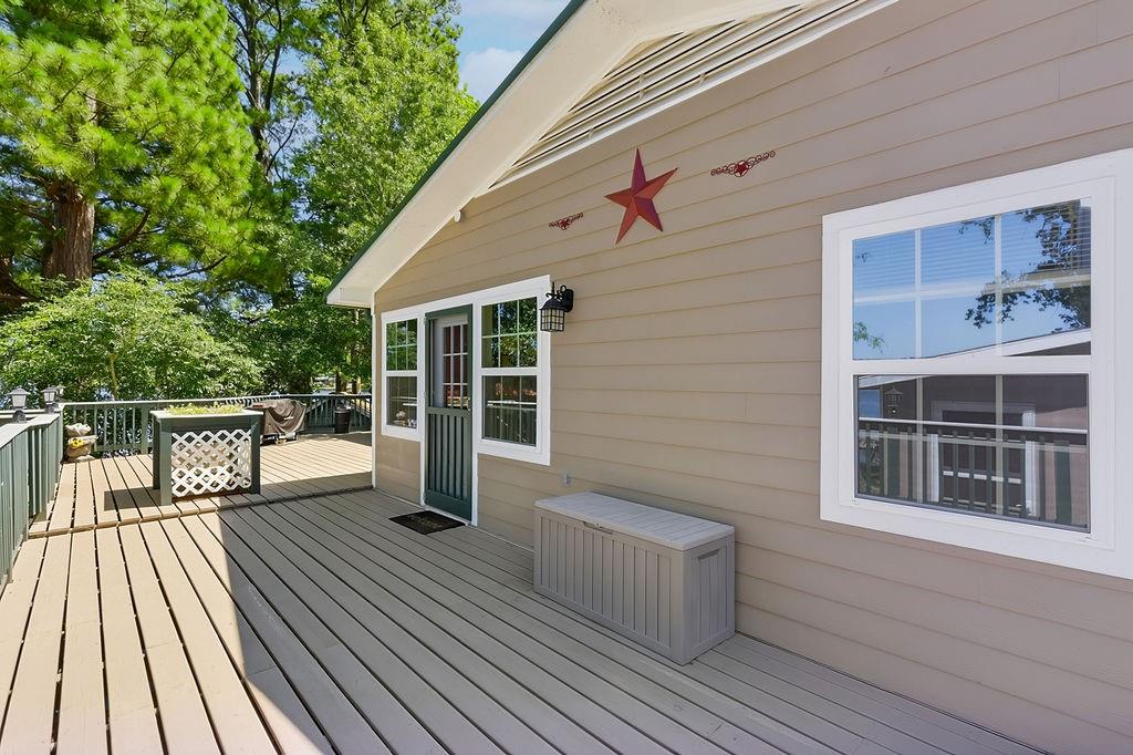 208 Southshore Drive Property Photo 32