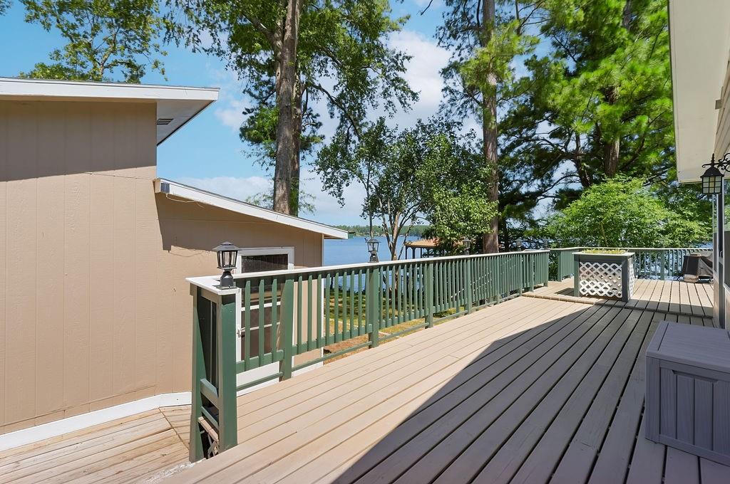 208 Southshore Drive Property Photo 33
