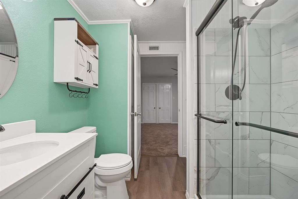 611 N Richard Avenue Property Photo 29