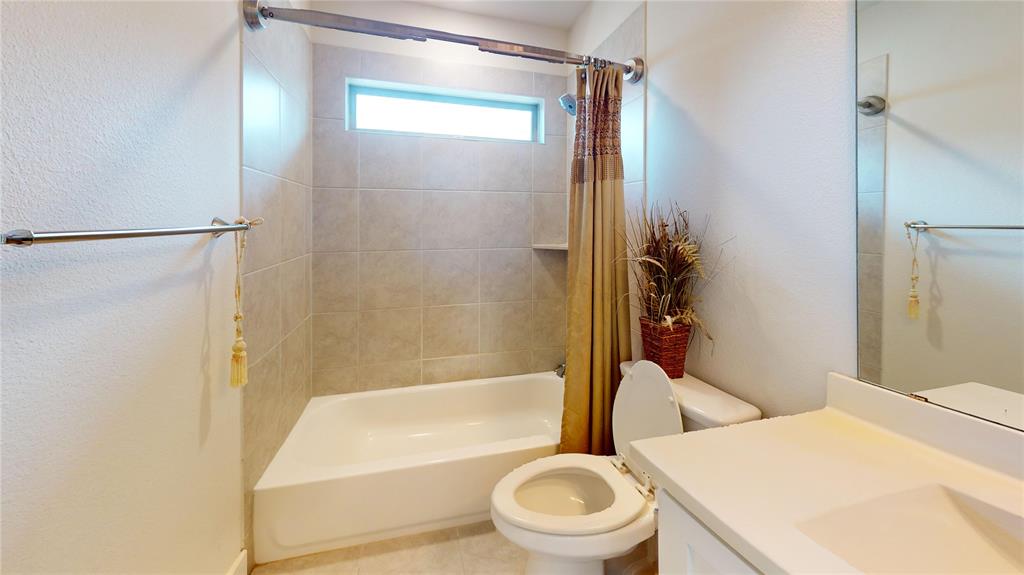 4515 Helston Drive Property Photo 11