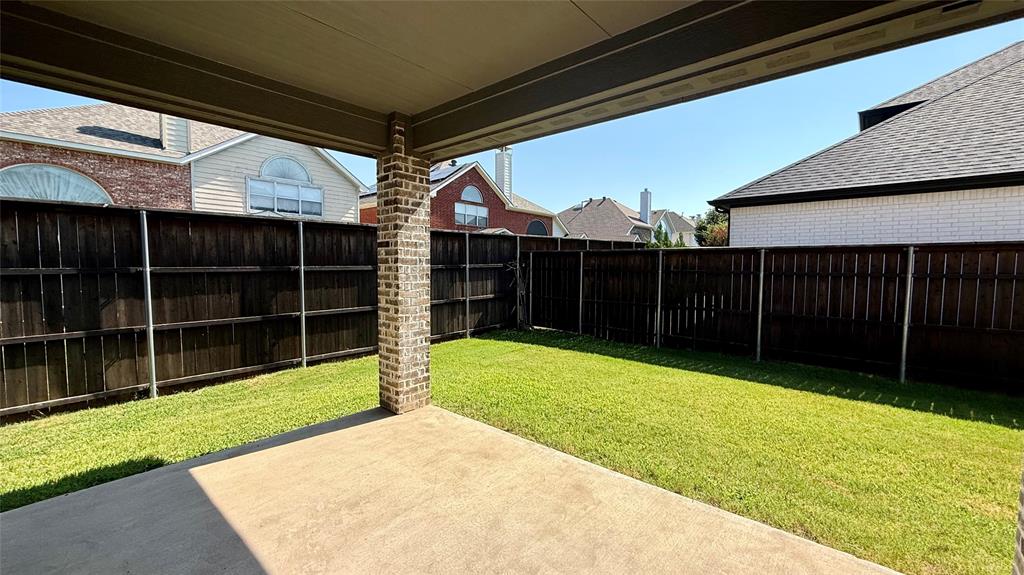 4515 Helston Drive Property Photo 14