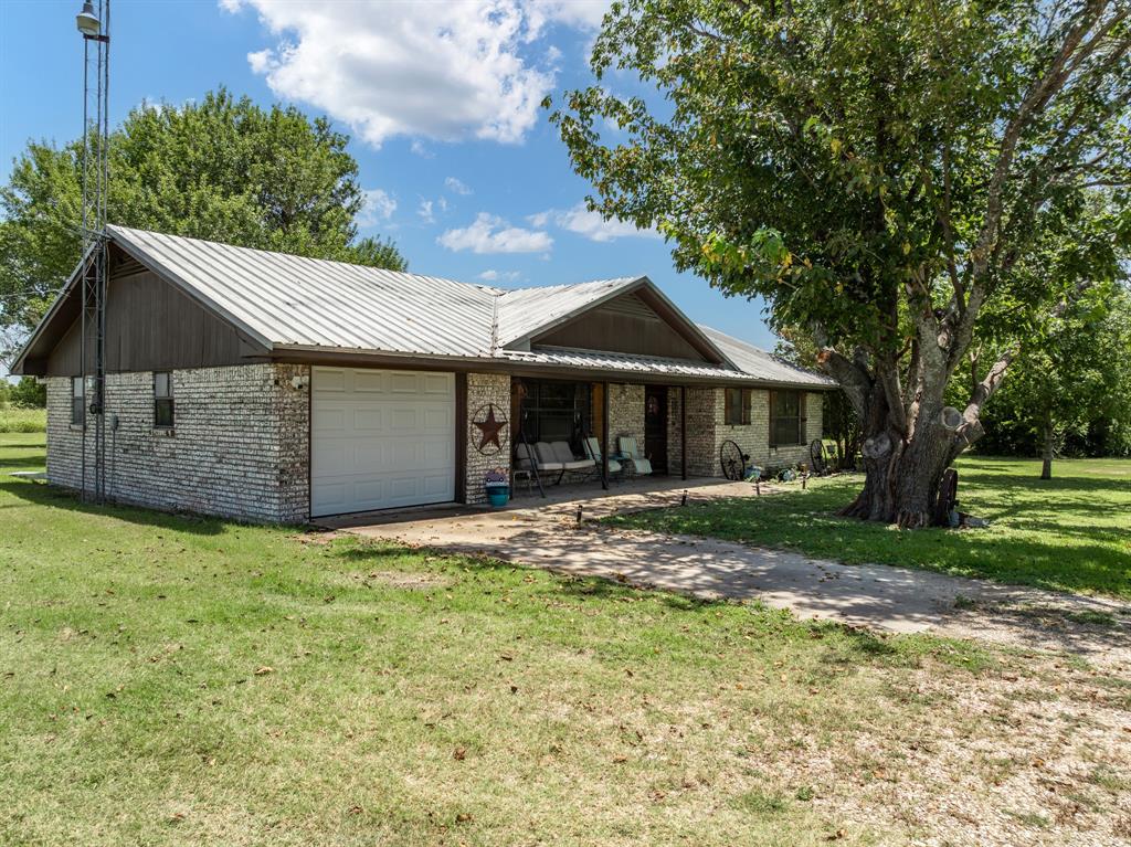 188 County Road 345 Property Photo 4