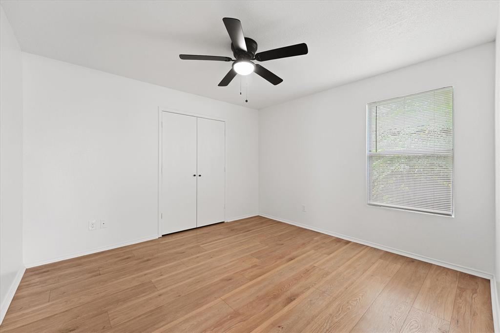 702 Lowe Drive Property Photo 12