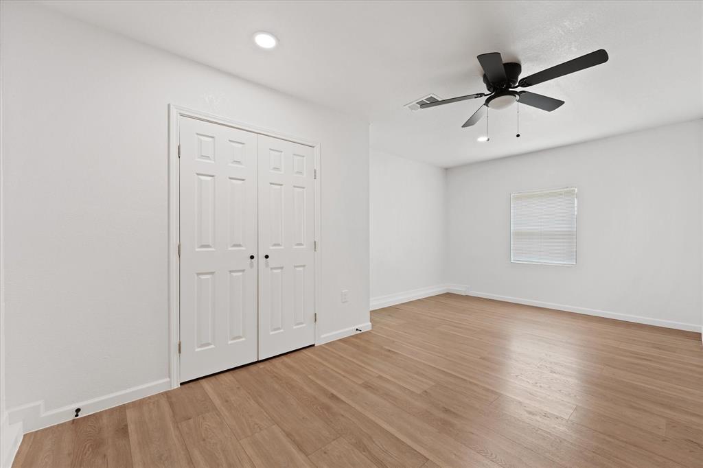 702 Lowe Drive Property Photo 15