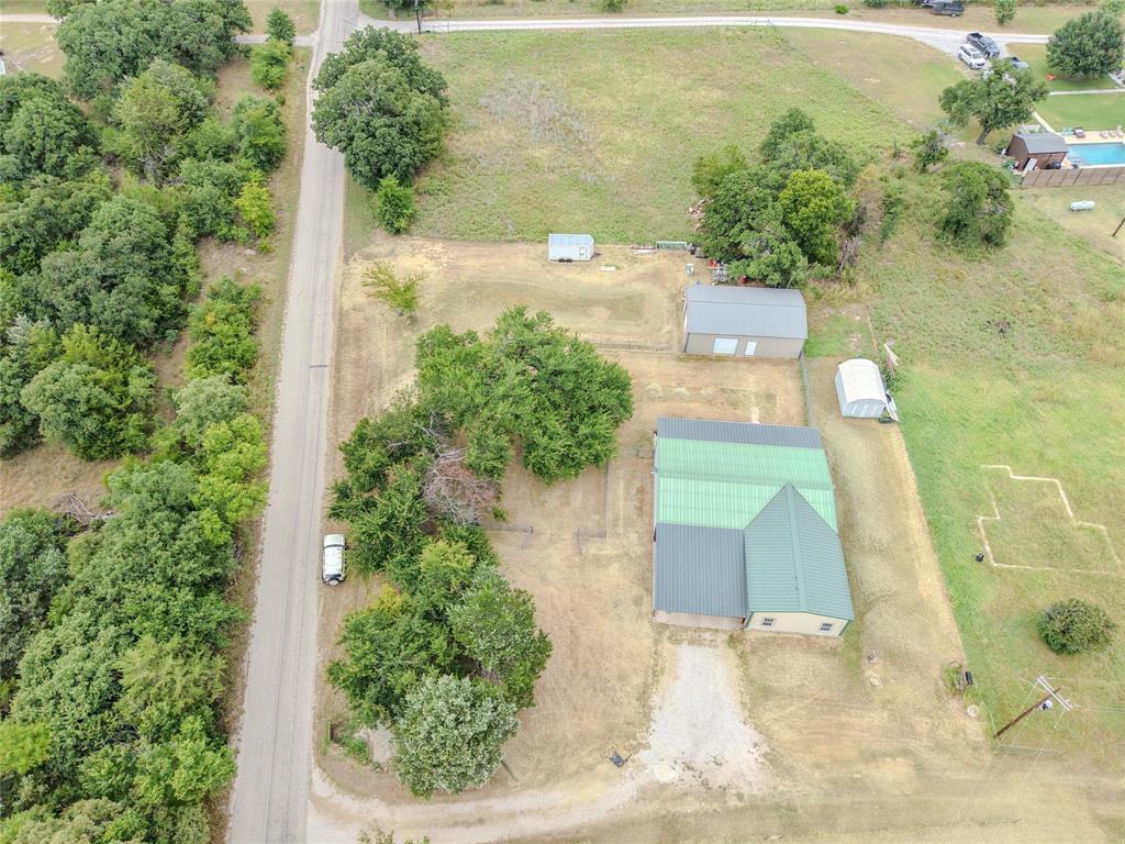 205 County Road 1794 Property Photo 2