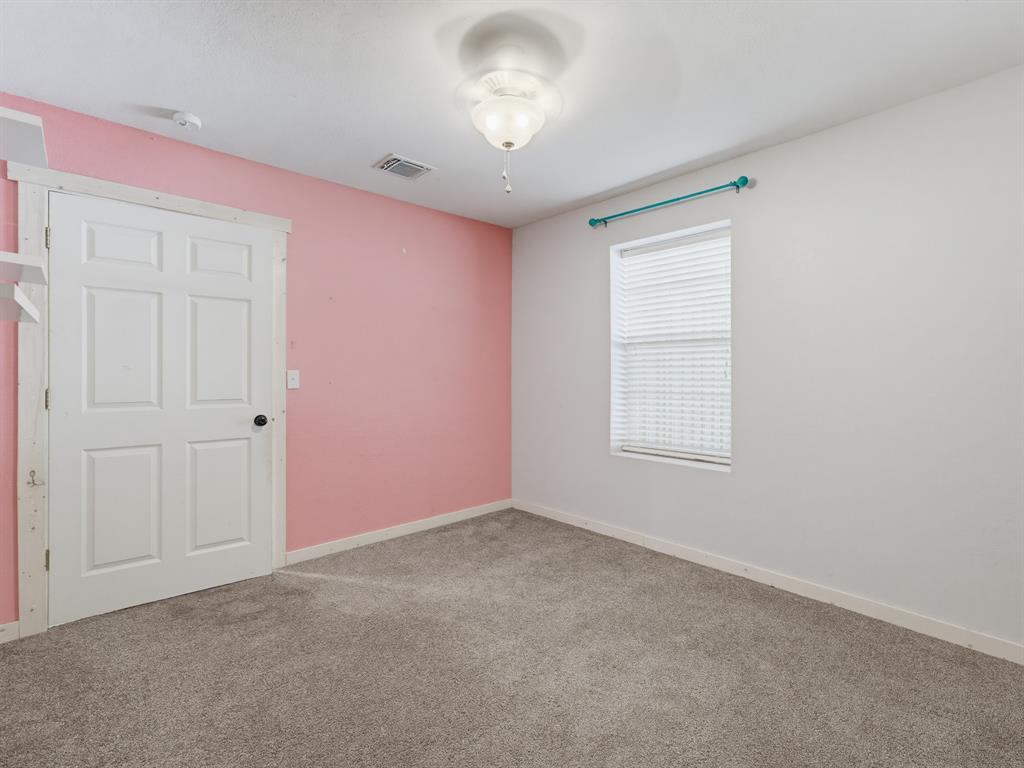 205 County Road 1794 Property Photo 11
