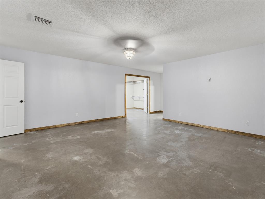 205 County Road 1794 Property Photo 19