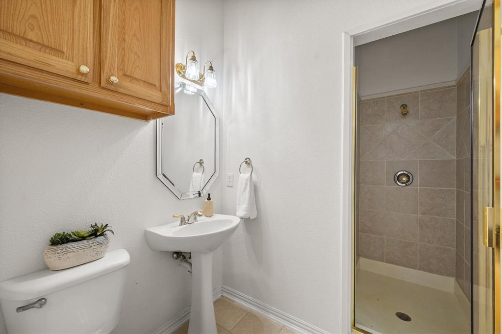 1013 Brook Arbor Drive Property Photo 32