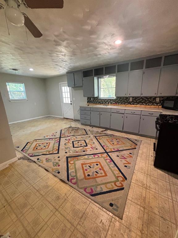 1204 Stuart Road Property Photo 5