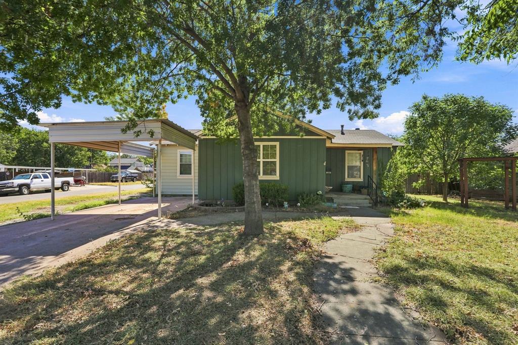 1201 Ross Avenue Property Photo 1