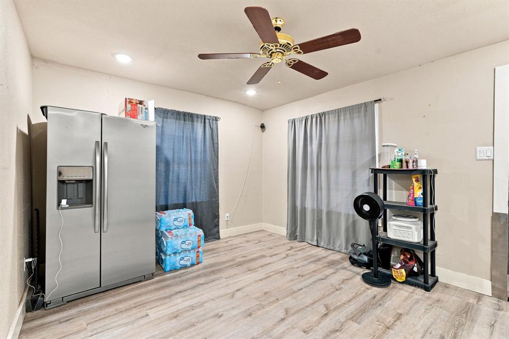 1201 Ross Avenue Property Photo 10