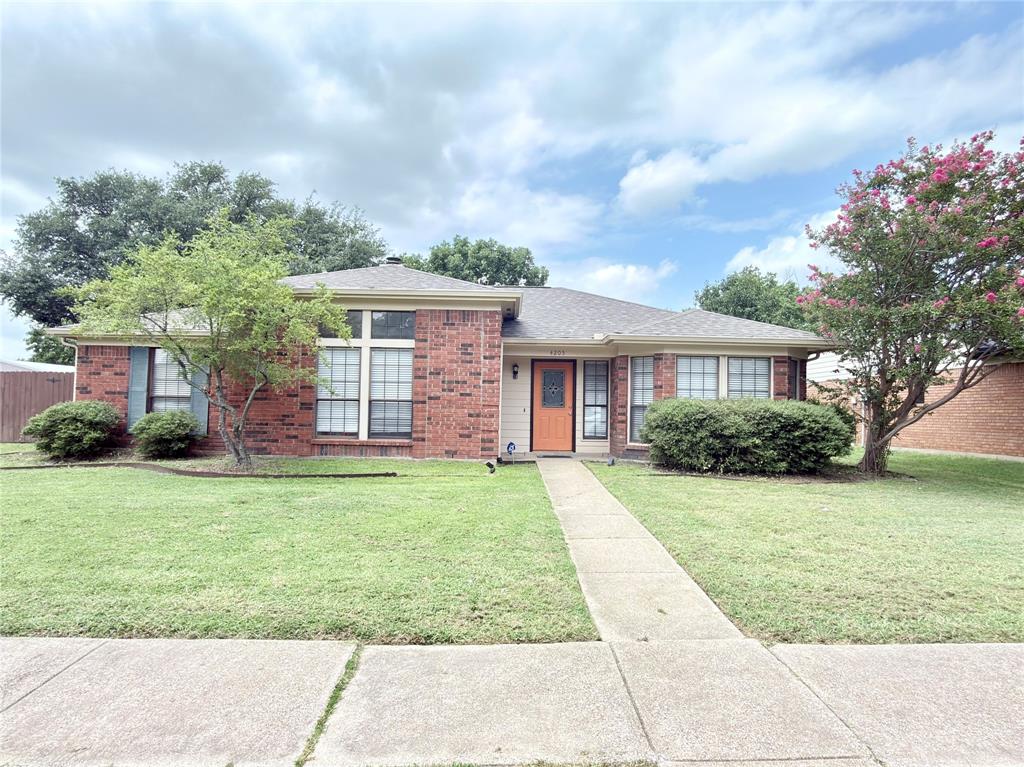 4205 Starboard Trail Property Photo 1